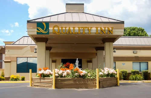 Mill Hall Hotel | Quality Inn Mill Hall - Lamar