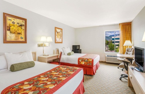 South Salt Lake Hotel | Ramada by Wyndham Salt Lake City