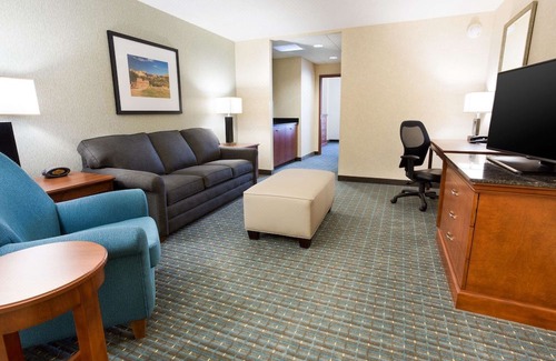 Northgate Hotel | Drury Inn & Suites Colorado Springs Near the Air Force Academy