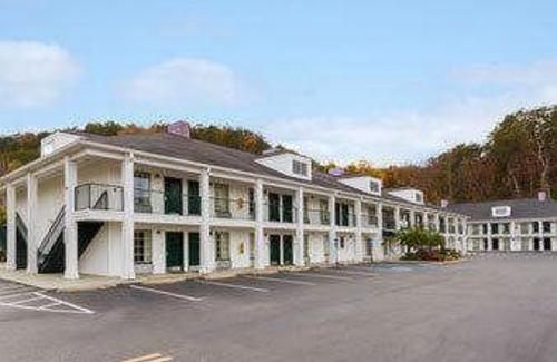 Florence Hotel | Baymont by Wyndham Florence/Muscle Shoals