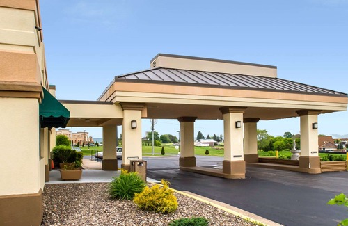 Mill Hall Hotel | Quality Inn Mill Hall - Lamar