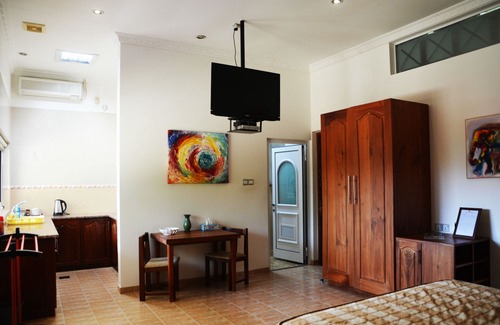 Boossa Hotel | Hilltop Boosa