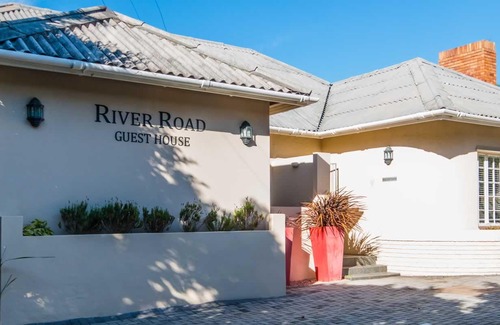 Walmer Hotel | River Road Guest House