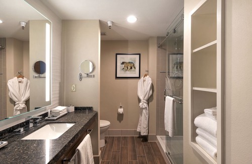 Highland Hotel | Bear Springs Hotel