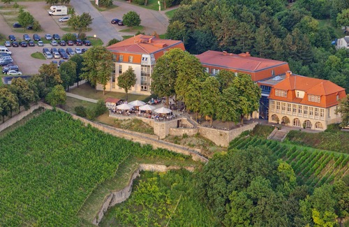Freyburg Hotel | Weinberghotel Edelacker