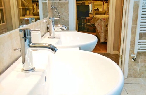 Bickley Hotel | Glendevon House Hotel