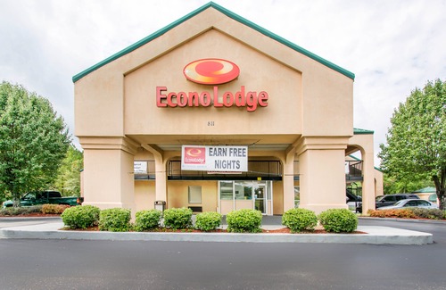 Troy Hotel | Econo Lodge Troy
