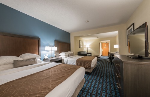 Schaumburg Hotel | Wingate by Wyndham Schaumburg/Convention Center
