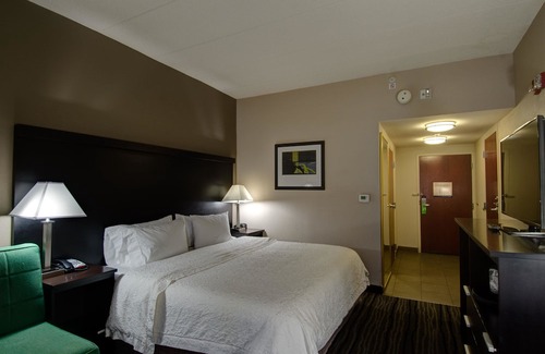 Bowie Hotel | Hampton Inn Bowie