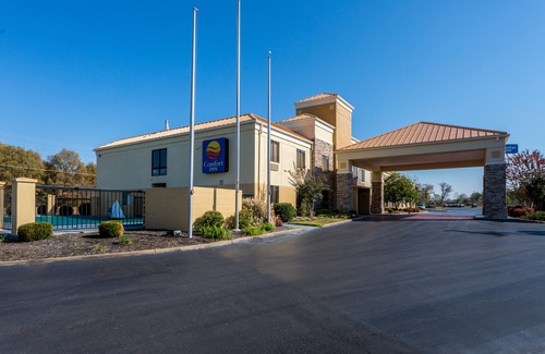 Brownsville Hotel | Comfort Inn Brownsville I-40