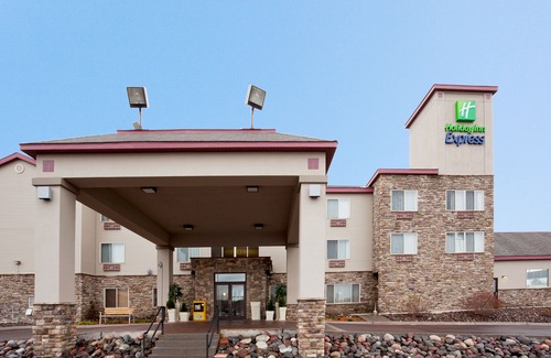 Houghton Hotel | Holiday Inn Express Houghton-Keweenaw, an Ihg Hotel