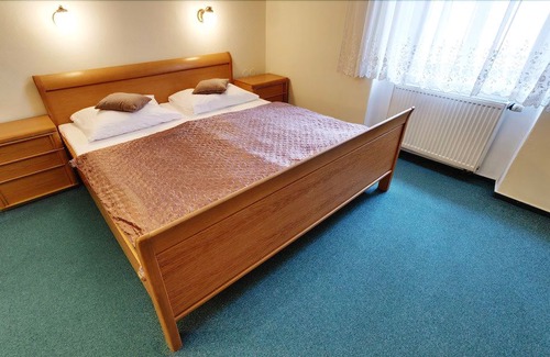 Stare Mesto Hotel | Karlova 25 Apartments