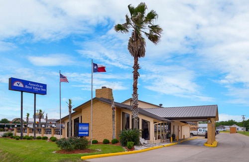 West Columbia Hotel | Americas Best Value Inn West Columbia