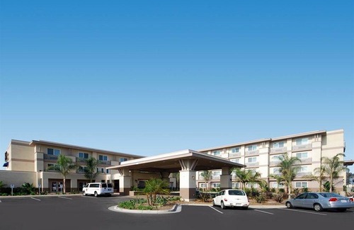 National City Hotel | Best Western Plus Marina Gateway Hotel