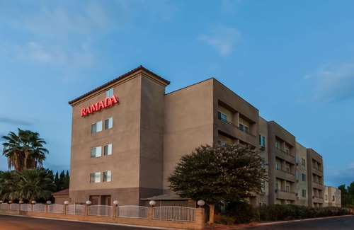 West Park Community Hotel | Ramada by Wyndham Bakersfield North