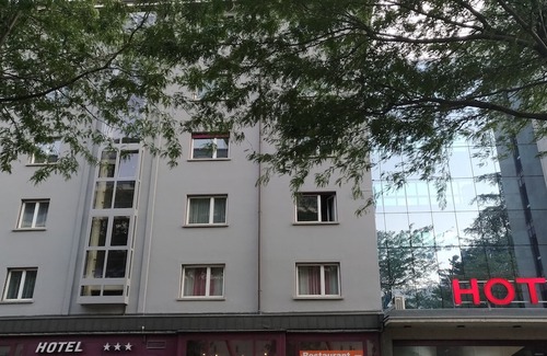 Martigny Hotel | Campanile Martigny