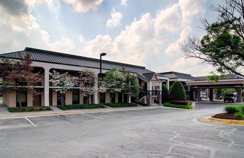 Sterling Hotel | Best Western Dulles Airport Inn