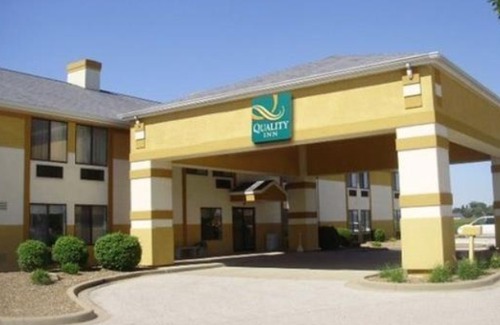 Lewisport Hotel | Quality Inn Lewisport
