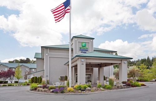 Pullman Hotel | Holiday Inn Express Pullman, an IHG Hotel