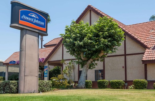 Norco Hotel | Howard Johnson by Wyndham Norco