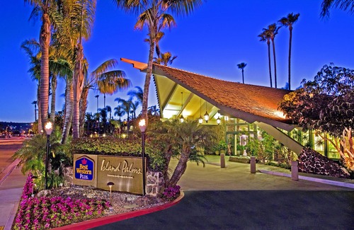 La Playa Hotel | Best Western Plus Island Palms Hotel & Marina