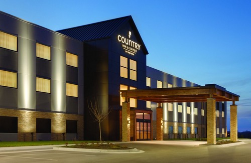 Lawrence Hotel | Country Inn & Suites by Radisson Lawrence