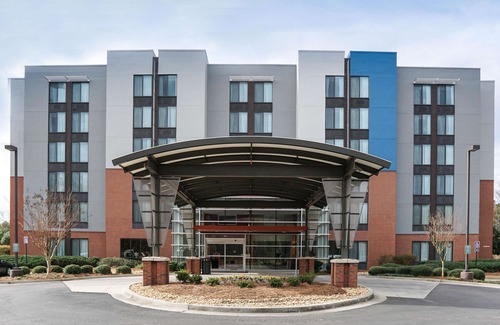 Augusta Hotel | Best Western Plus Augusta North Inn & Suites