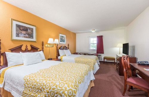 Amherst Hotel | Days Inn by Wyndham Amherst