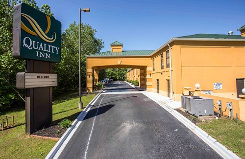 Union Hotel | Quality Inn Union US Hwy 176