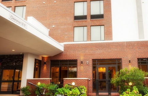 Westfall Park Hotel | SpringHill Suites by Marriott Wilmington Mayfaire