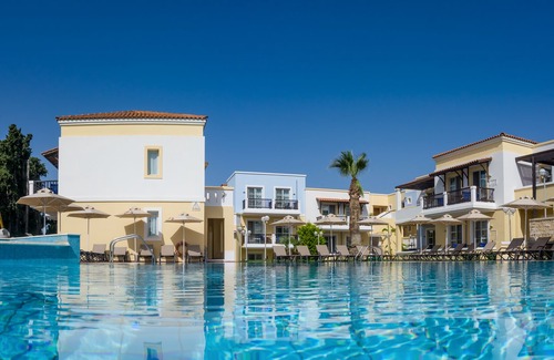 Lambi Hotel | Aegean Houses