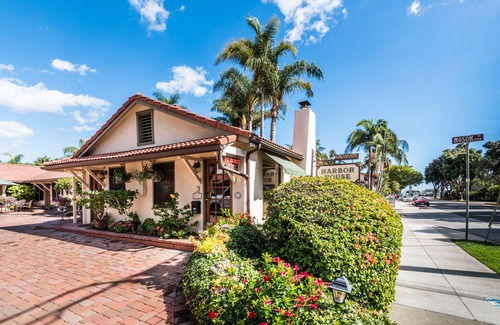 West Beach Hotel | Harbor House Inn