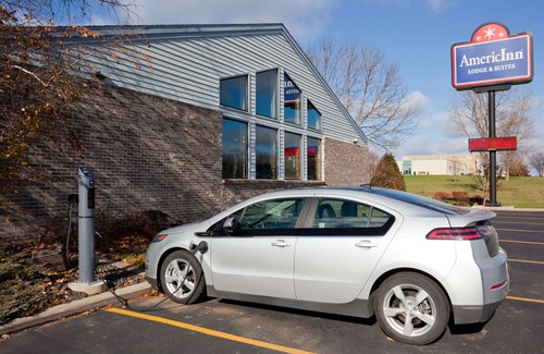 Monroe Hotel | AmericInn by Wyndham Monroe