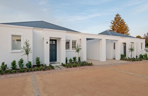 Eastcliff Hotel | Perla