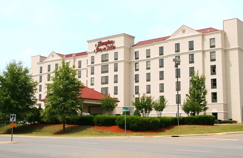 Concord Hotel | Hampton Inn & Suites Concord-Charlotte