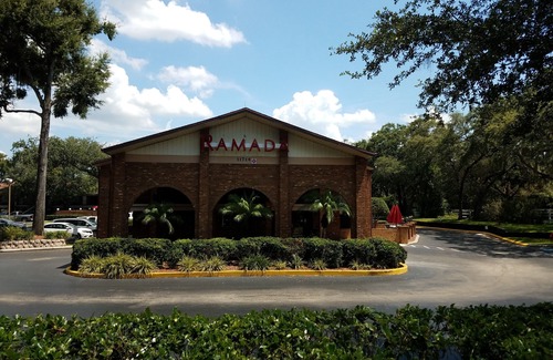 Temple Terrace Hotel | Ramada by Wyndham Temple Terrace/Tampa North