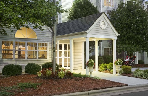 Toddville Road Hotel | Microtel Inn by Wyndham Charlotte Airport