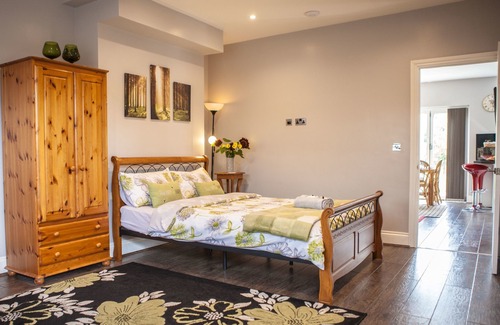 Little Holland Hotel | Cyrus House