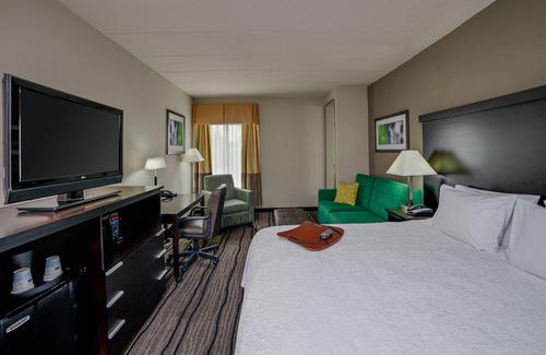 Bowie Hotel | Hampton Inn Bowie