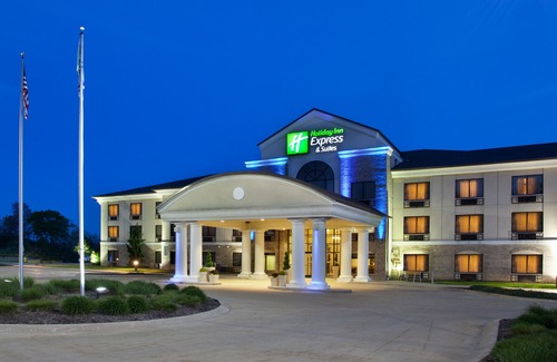 Wadsworth Hotel | Holiday Inn Express Hotel & Suites Wadsworth, an Ihg Hotel