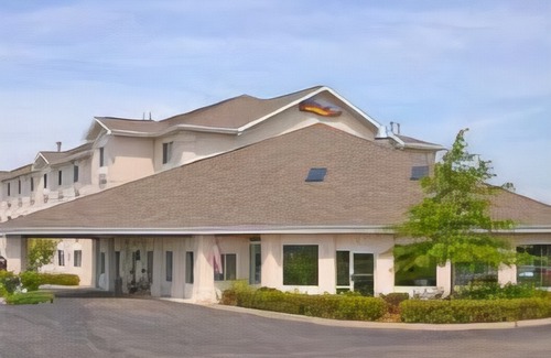 Freeport Hotel | Baymont by Wyndham Freeport