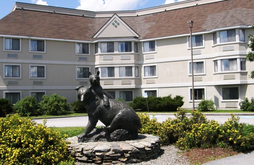Orono Hotel | Black Bear Inn and Conference Center