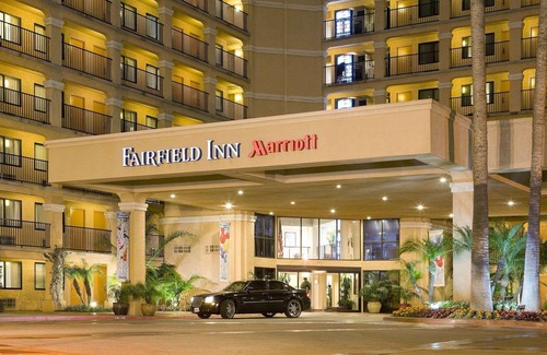 Anaheim Resort Hotel | Fairfield by Marriott Anaheim Resort