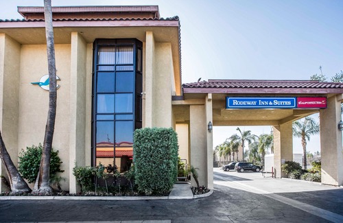 West Park Community Hotel | Rodeway Inn and Suites Bakersfield