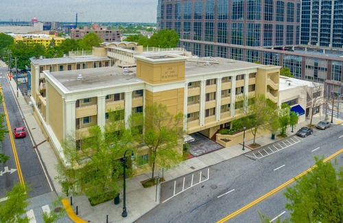 Downtown Atlanta Hotel | Inn at The Peachtrees, Ascend Hotel Collection