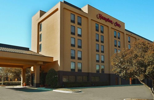 University Place Hotel | Hampton Inn Charlotte University Place