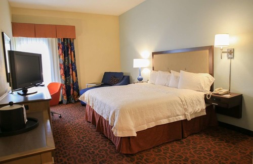 Bordentown Hotel | Hampton Inn Bordentown