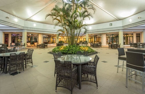 Central C Hotel | Hotel VIP Grand Maputo