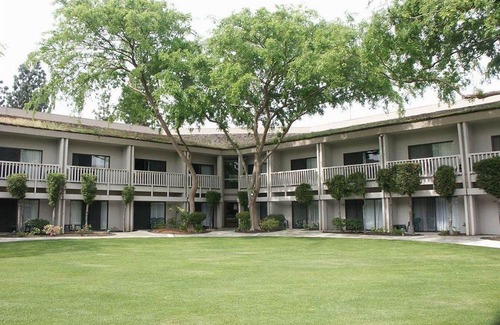 Raisin Hotel | Piccadilly Inn Airport