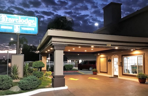 Merced Hotel | Travelodge by Wyndham Merced Yosemite